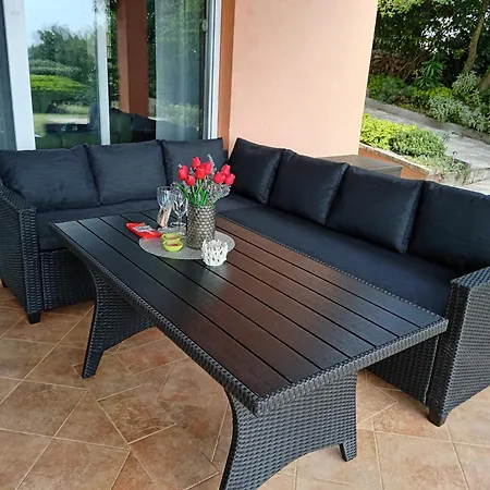 ヴィラ Mery Šmrika