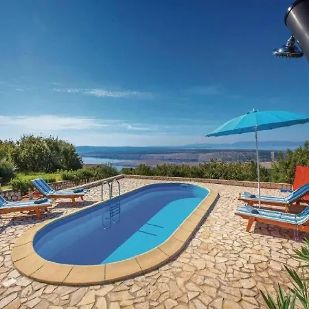 Mery Villa
