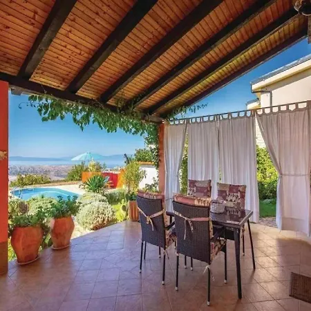 Mery Villa